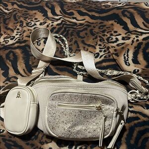 Steve Madden Cream Crossbody Bag with Glitter Detail